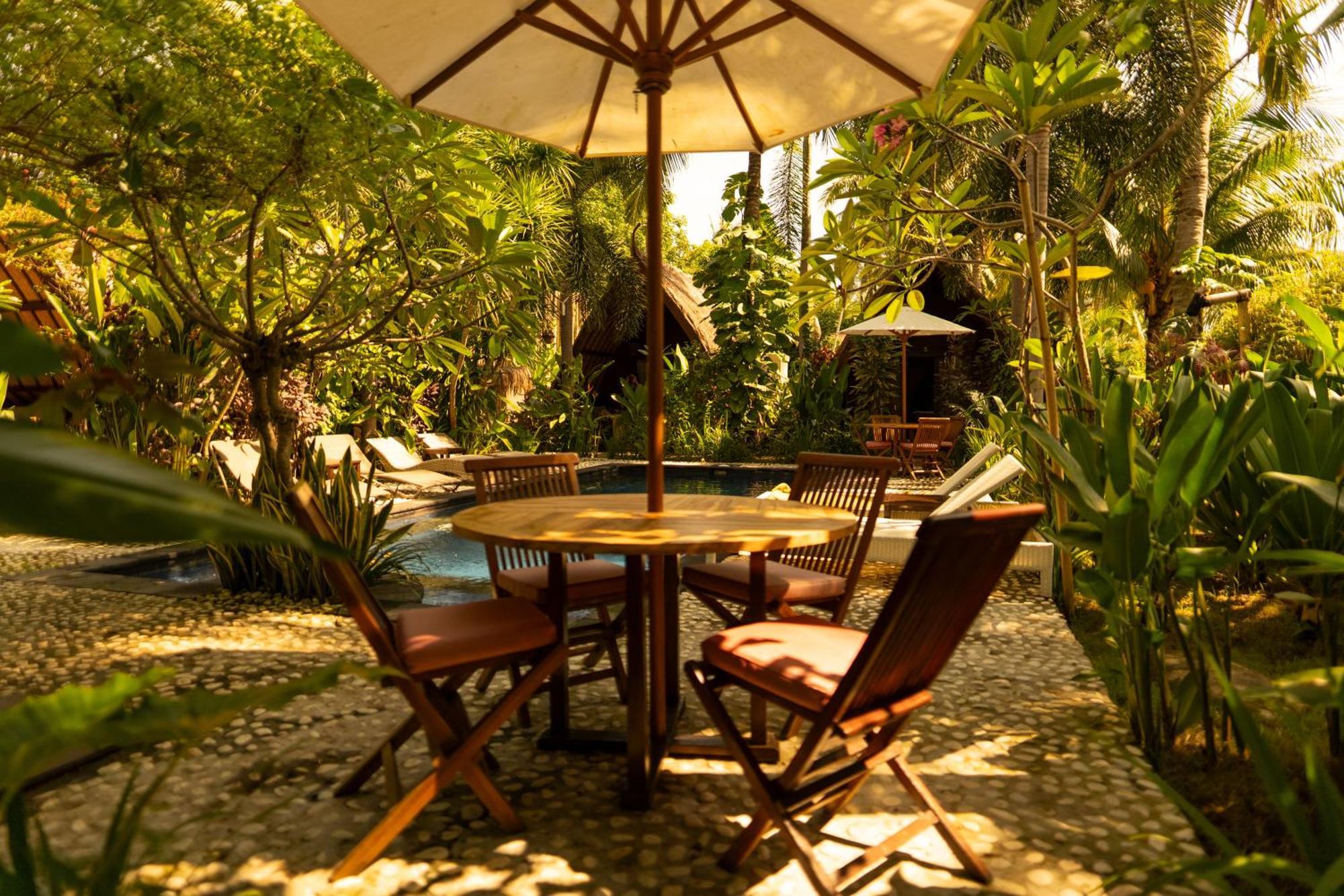 Selvatica Hotel Gili Air Buitenkant foto